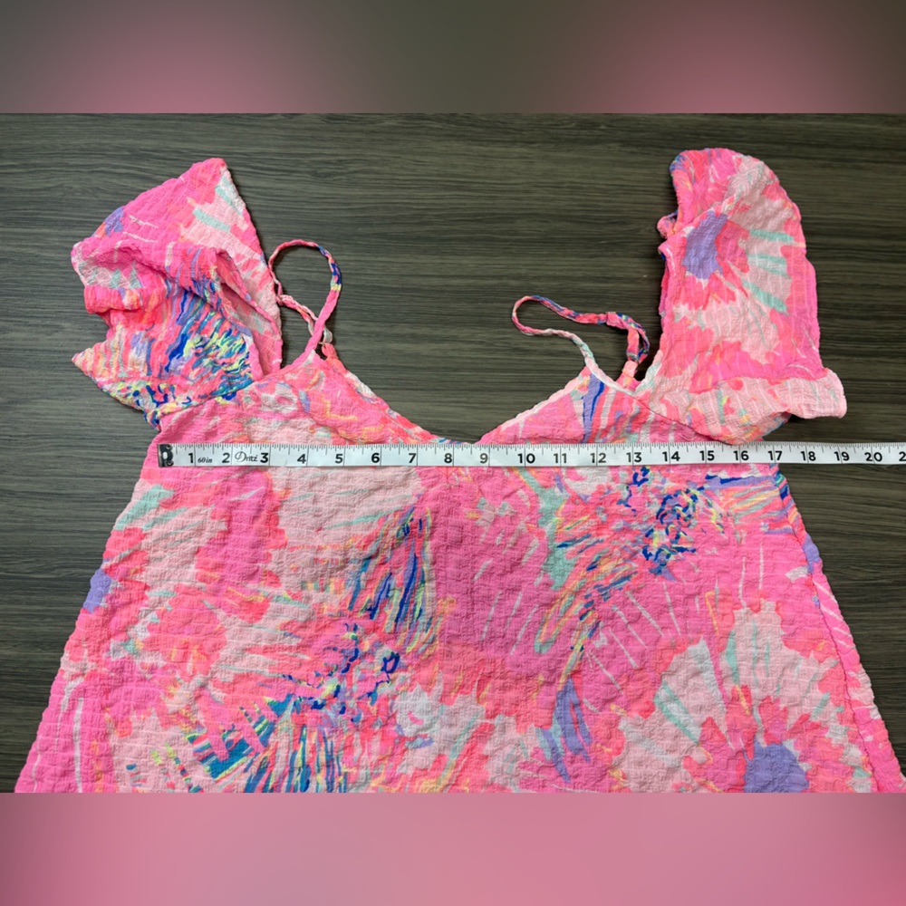Lilly Pulitzer Women XS Pink Multi Never Been Betta Cold Shoulder Aruna Top - Picture 2 of 6